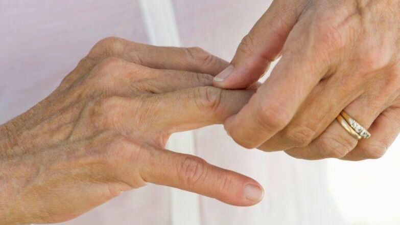 What diseases do fingers hurt